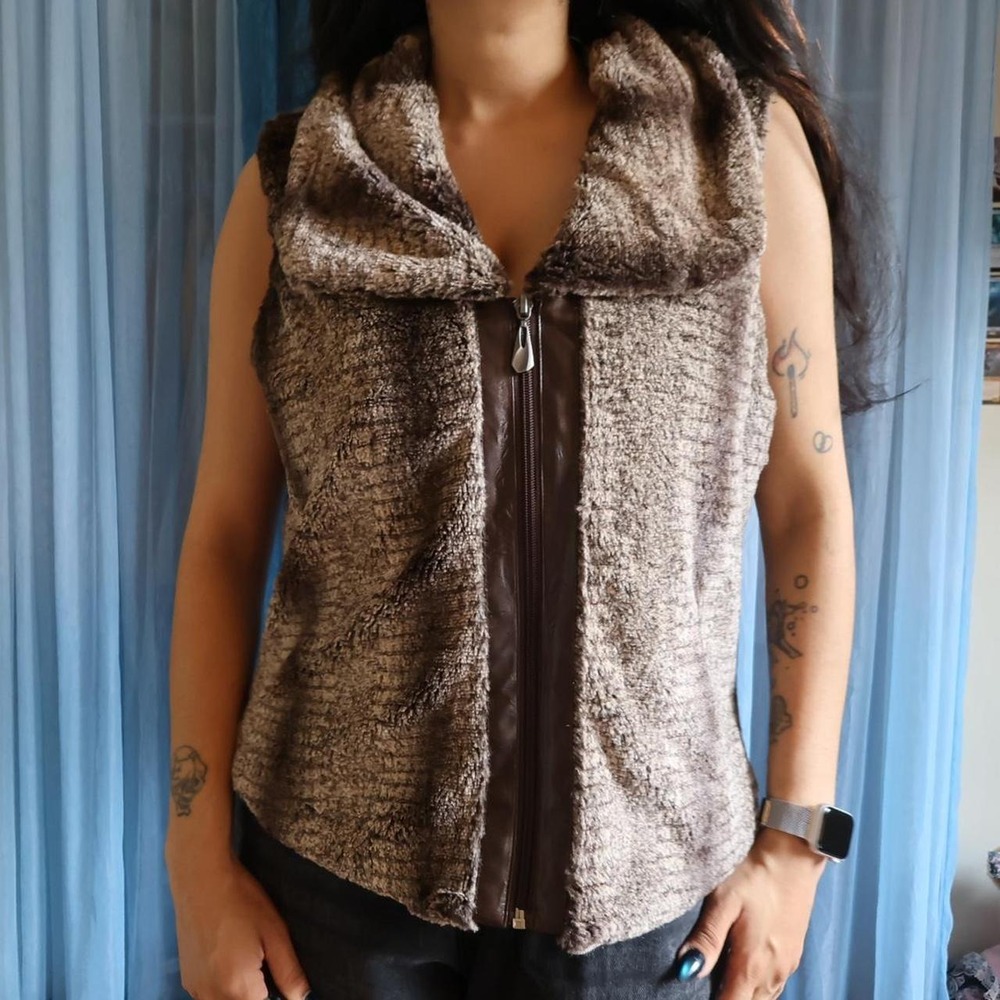 Faux Fur Zip Up Vest